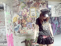 Pantyhose Rock Star flashing