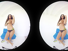 Vacationing Hottie Ends Up Naked