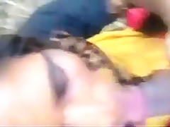 Desi village randi sucking cock blowjob outdoor in khet