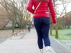 Nice ass in the park