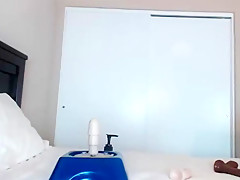 Amateur big booty cougar flashing ass on sybian