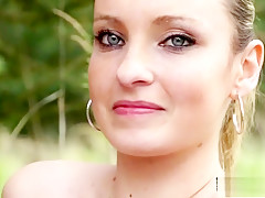 Hot pornstar outdoor with cumshot