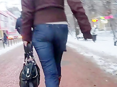 Ass in blue jeans go to the office