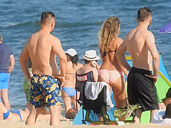Butt spotting at the beach
