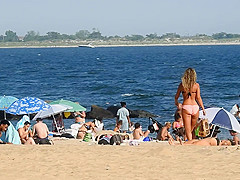 Butt spotting at the beach