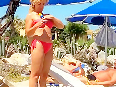 Spy Beach Mature BBW with saggy huge Tits Nipples Areola