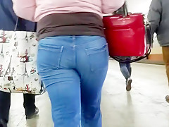 Ass in winter morning