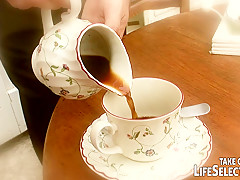 French Kiss - LifeSelector