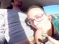 Besos En La Coche !