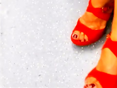 Candid Sandals In Metro