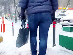 MILF's ass in winter