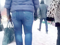 MILF's ass in winter