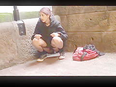 Zarina Masood peeing nude in Birmingham