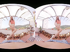 Gina Gerson  Juan Lucho in Erasmus girl - VirtualRealPorn