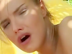 Sexy Babe Whore Blowjobs In Beach and Gets Anal Back In The House
