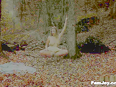 April E. - Autumn Dream - Femjoy