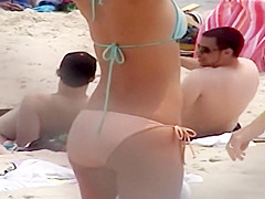 Number In The Seaside Of Teenagers