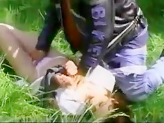 Violada en el bosque.mp4