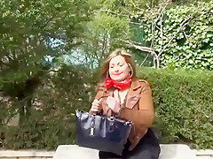 Blonde sexy milf