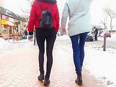 Pretty girl's ass