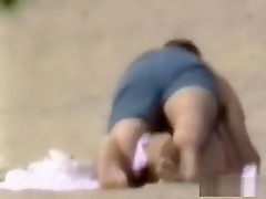 Beach quickie