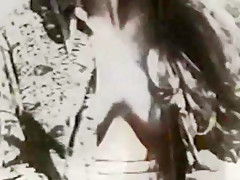 Brunette flashes at public park & beach