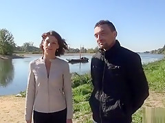 Jolie guide touristique avec un cul comme on les aime