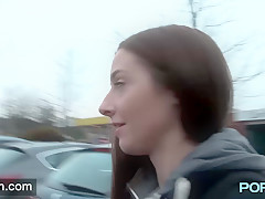 British skinny Leyla flashing in London