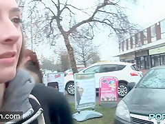 British skinny Leyla flashing in London