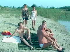 Mature Pee Orgy