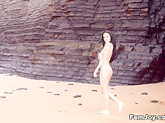 Sapphira - Lost In Paradise - Femjoy