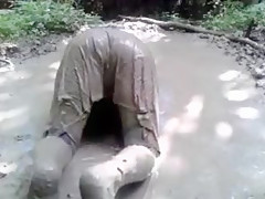 Mud dress27