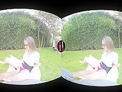 Angel Rush  Steve Q in Nerd girl - VirtualRealPorn