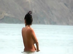 Curvy Young Nudist Lets The Sun Kiss Her Body