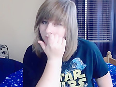 More of this girl...