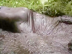 mud dress 29