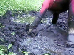 mud dress 29