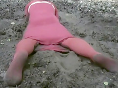 mud dress 33