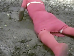 mud dress 33