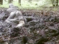 mud dress 31