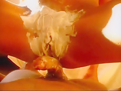 Lots of horny wet pissing girls.