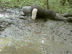 mud dress 28