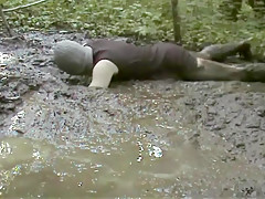 mud dress 28