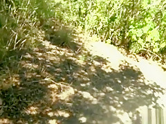 A la rencontre d'une espagnole qui aime le naturisme, et baiser en plein air (vidéo exclusive)