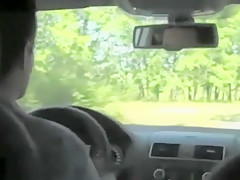 deux bimbos se font éclater le fion tout en poésie lol