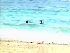 African Babe Gets Banged By White Rod On Beach