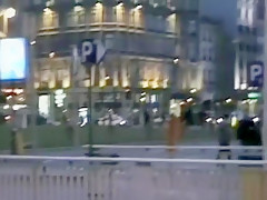 Amatrice shoppée dans un salon érotique