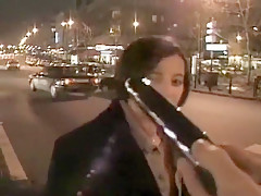 Beurette coquine lèche l'anus de HPG dans un trio