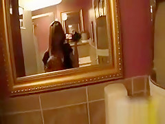 Sexy Brunette Babe Gets Horny Rubbing