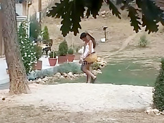 Bimbo baisse en cambrousse